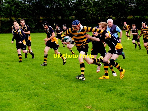 Photo 6"x4" Running with the ball, rugby match, Omagh Omagh c2015
