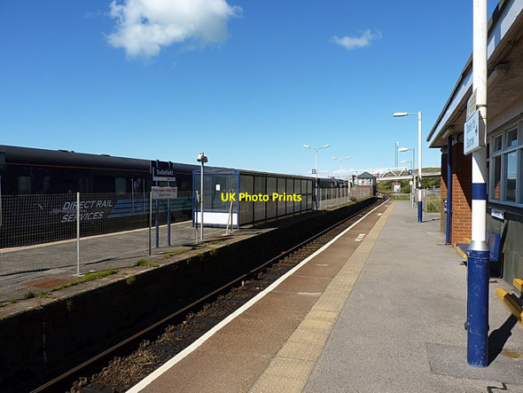 Photo 6"x4" Northern Rail Services train passing Sellafield Calder\/NY0303 c2015