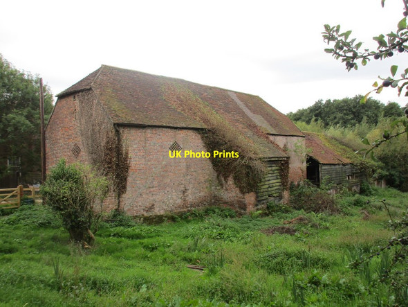 Photo 6"x4" Barn at Hook Heath Farm Southwick\/SU6208 c2015