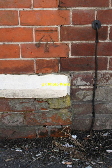 Photo 6"x4" Benchmark on Nightingale House Crawley\/TQ2736 c2015