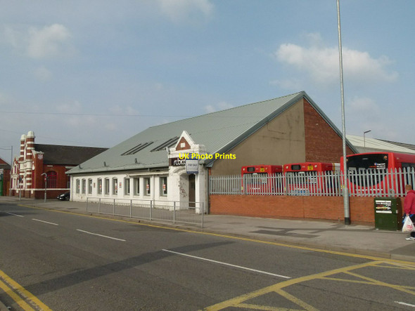 Photo 6"x4" Entertainment venue on Newcastle Avenue Worksop c2015