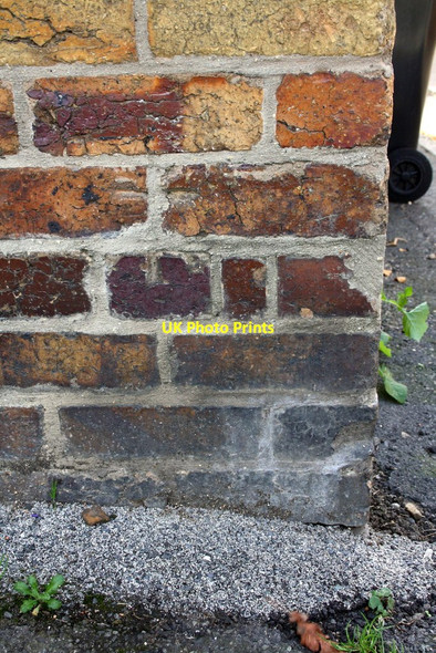 Photo 6"x4" Benchmark on #67 Radcliffe Road Stamford\/TF0207 c2015