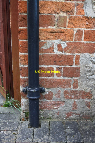 Photo 6"x4" Benchmark on #1 Nobles Farm Cottages Cumnor Hill c2015