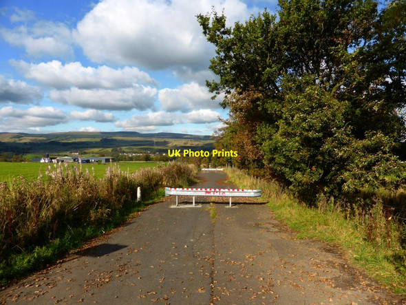 Photo 6"x4" Wyndford Road, Closed Castlecary c2015