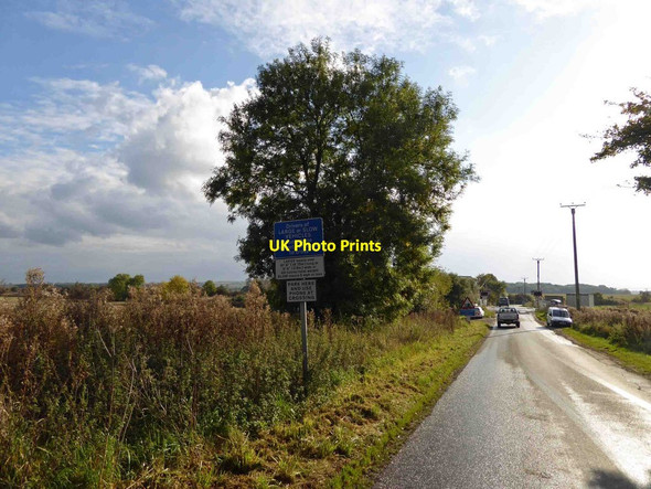 Photo 6"x4" Kettleby level crossing ahead Brigg c2015
