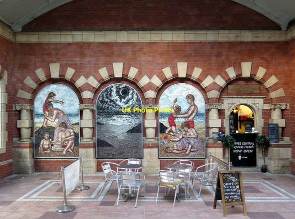 Photo 6"x4" Wall mosaic, Whitley Bay Metro Station Whitley Bay c2015