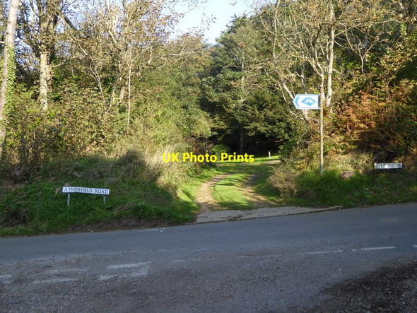 Photo 6"x4" Looking across road junction by Pyle Manor Pyle\/SZ4779 c2015