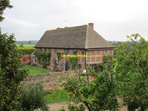 Photo 6"x4" Former barn, Pauntley Court Brand Green\/SO7428 c2015