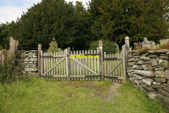 Photo 6"x4" Gates to St Teilo's Llandeilo Graban c2015