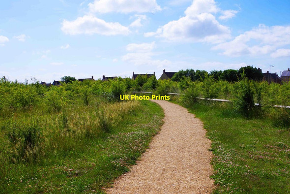 Photo 6"x4" Footpath in Kilkenny Lane Country Park, Carterton, Oxon Carterton\/SP2806 c2015