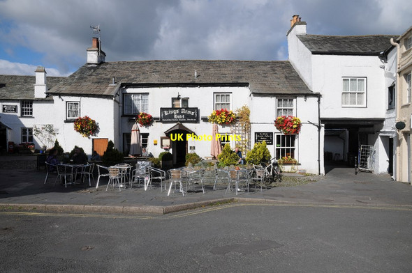 Photo 6"x4" The Kings Arms Hotel Colthouse c2015