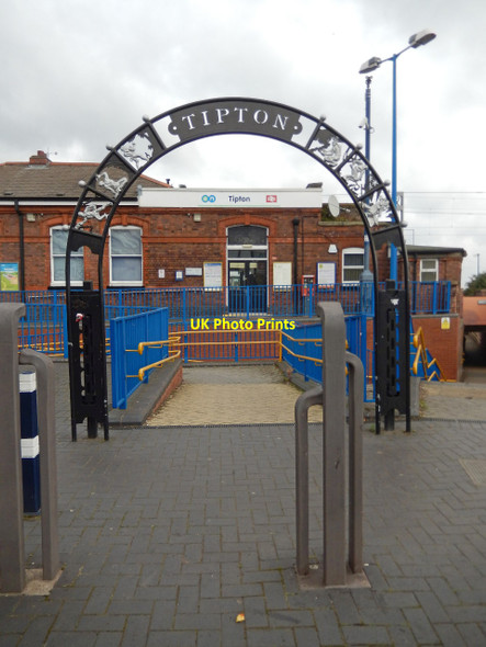 Photo 6"x4" Tipton Station Tipton\/SO9592 c2015