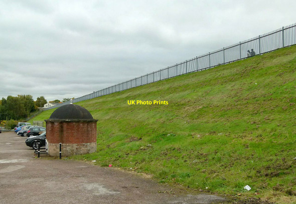 Photo 6"x4" Dam wall, Edgbaston Reservoir Smethwick c2015