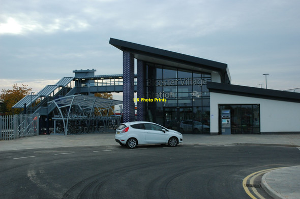 Photo 6"x4" Bicester Village Station Bicester c2015