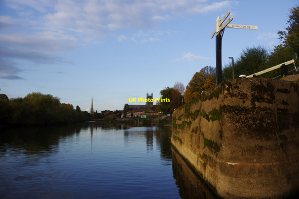 Photo 6"x4" River Severn, Diglis Worcester c2015