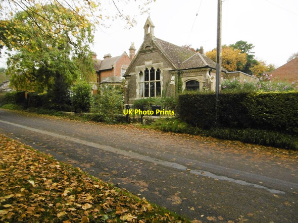 Photo 6"x4" Stratton, former school Stratton\/SY6593 c2015