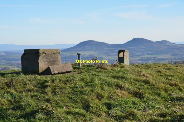 Photo 6"x4" Royal Observer Corps post, Blaikie's Hill Galashiels c2015