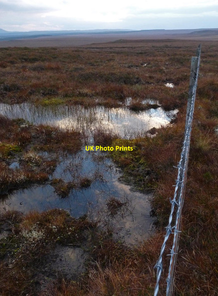 Photo 6"x4" Fence on moorland above Trantlemore, Sutherland Trantlemore c2015