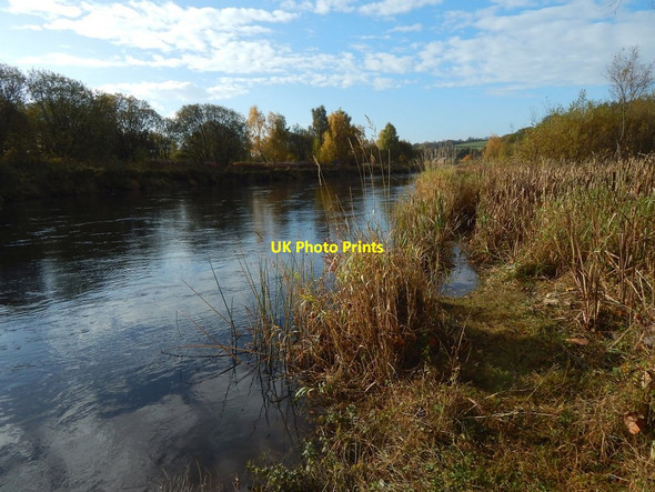 Photo 6"x4" The River Leven from opposite Dalquhurn Point Dumbarton c2015