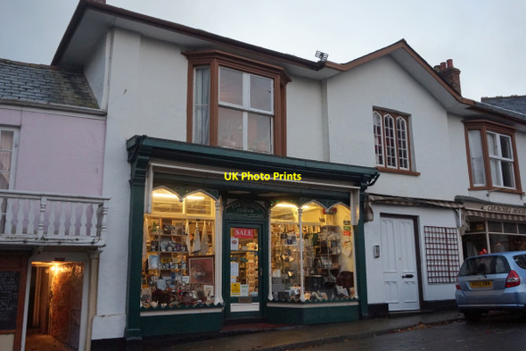 Photo 6"x4" Farthings of Exmoor Lynton c2015