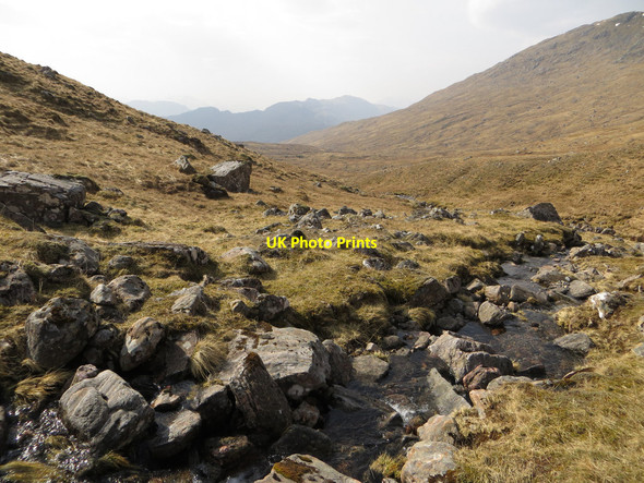 Photo 6"x4" Tributary of the Allt Coire Mh\u00c3\u00a0lagain Sg\u00f9rr na Sgine c2014