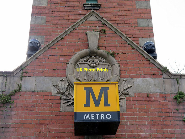 Photo 6"x4" Whitley Bay Metro Station (detail from tower) Whitley Bay c2015