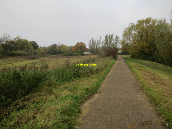 Photo 6"x4" Concrete track by Cawcutts Lake Arbury\/TL4460 c2015