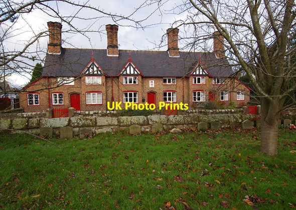 Photo 6"x4" Row of cottages, Bunbury Bunbury c2015