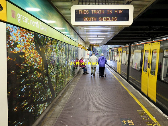 Photo 6"x4" Heworth Metro Station Heworth\/NZ2861 c2015