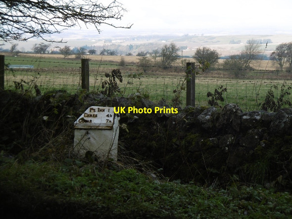 Photo 6"x4" Milestone, Radernie Peat Inn c2015