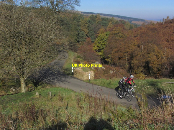 Photo 6"x4" Cyclists on lane above Goytsclough Quarry, Goyt Valley Burbage\/SK0472 c2015