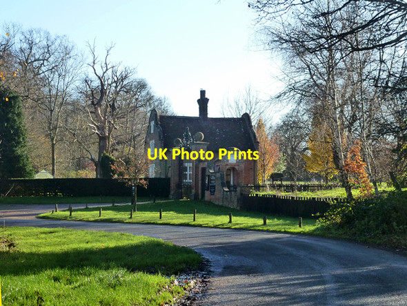 Photo 6"x4" Gates and lodge, Godinton Park Ashford\/TR0042 c2015