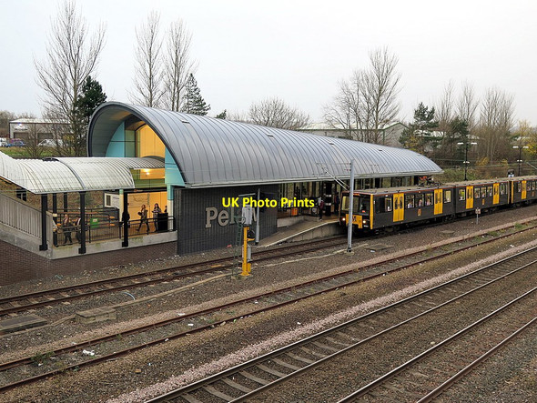 Photo 6"x4" Pelaw Metro Station Hebburn c2015