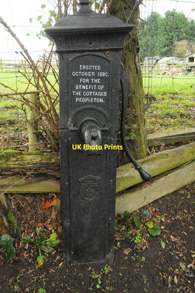 Photo 6"x4" Village water pump in Peopleton Peopleton c2015