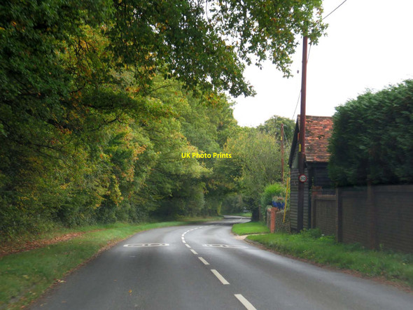 Photo 6"x4" The B481 through Highmoor Cross Highmoor\/SU7085 c2015