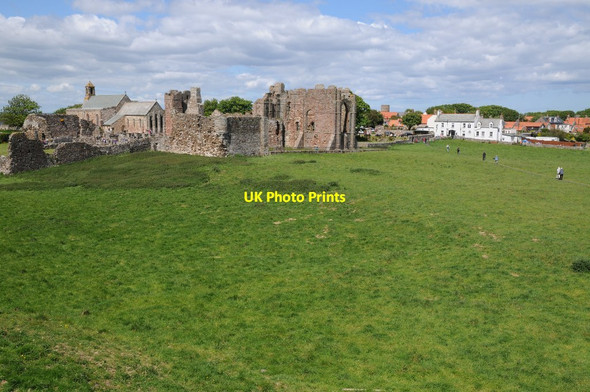 Photo 6"x4" Lindisfarne Priory Holy Island\/NU1241 c2015