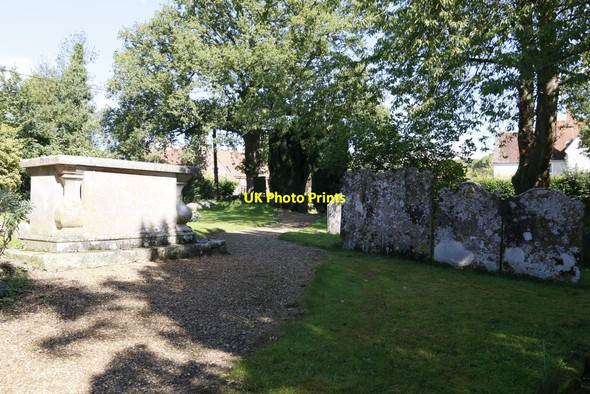Photo 6"x4" Path by the Tomb Ashampstead c2015