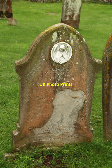 Photo 6"x4" St Peter, Brandon - Gravestone Brandon\/TL7886 c2015