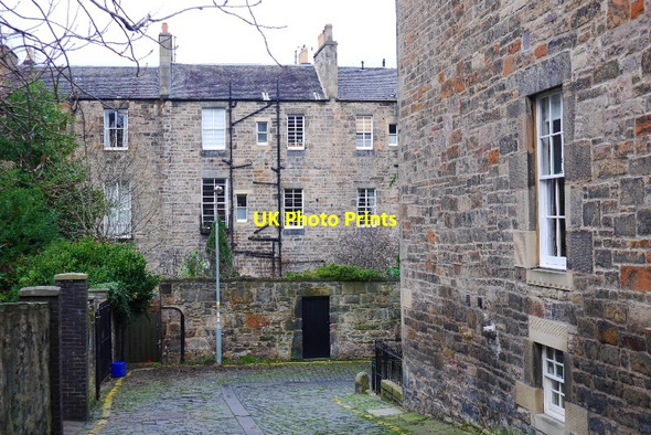 Photo 6"x4" N.E. Cumberland Street Lane Edinburgh c2015