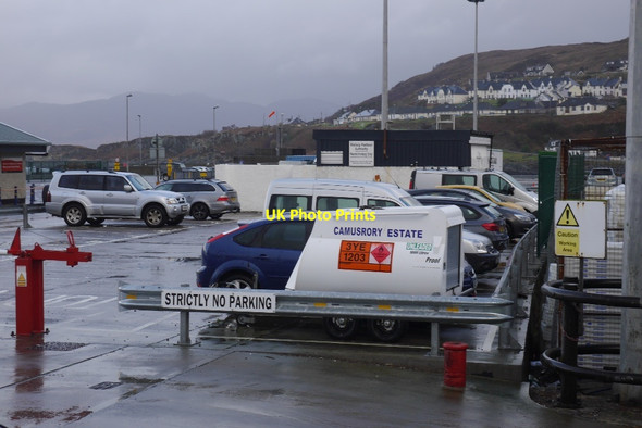 Photo 6"x4" Mallaig Harbour Courteachan c2015