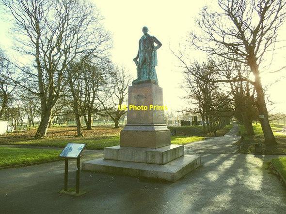 Photo 6"x4" Statue of Sir Robert Peel, Hyde Park, Leeds Leeds\/SE3034 c2015