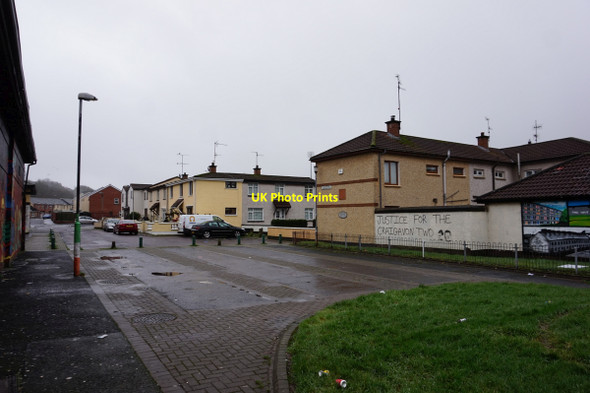 Photo 6"x4" Meenan Square, Bogside Londonderry\/C4316 c2015