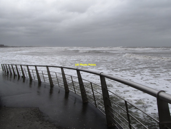 Photo 6"x4" Rough sea off Central Promenade, Newcastle Newcastle\/J3732 c2015