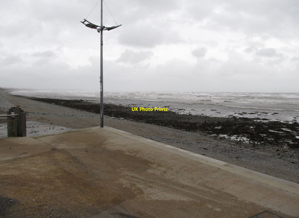Photo 6"x4" Rough seas off the northern end of the promenade at Newcastle Newcastle\/J3732 c2015