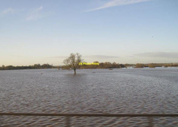 Photo 6"x4" View from a York - Doncaster train - Ozendyke Ings in Flood Nun Appleton c2015