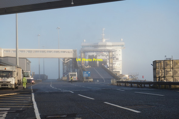 Photo 6"x4" Stena Line Terminal Holywood\/J3979 c2015