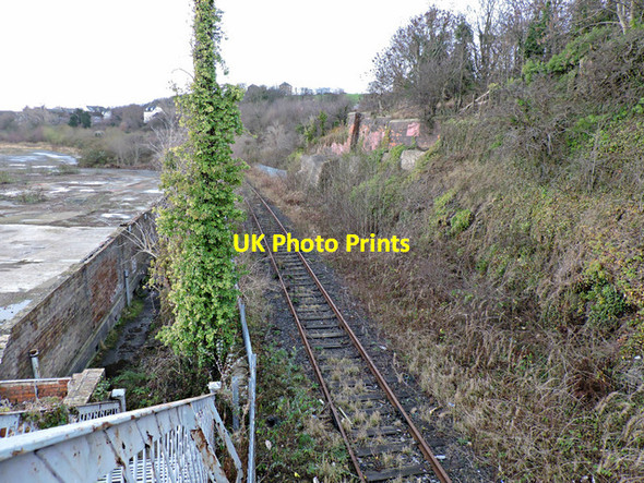 Photo 6"x4" Rosyth Docks railway line Inverkeithing c2015 P3