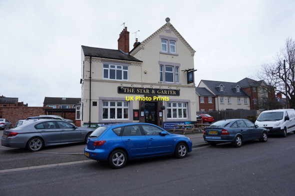 Photo 6"x4" The Star & Garter public house Wigston c2015