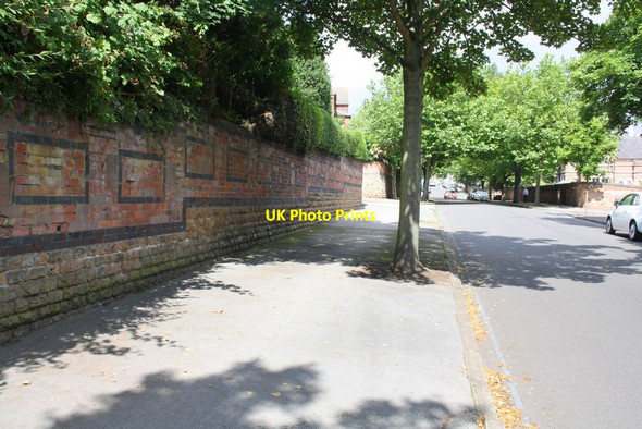 Photo 6"x4" Wall beside North Road Nottingham\/SK5641 c2015