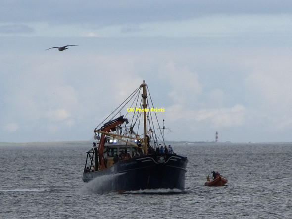 Photo 6"x4" Approaching the Celtic Harvester off Newcastle Newcastle\/J3732 c2013